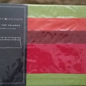 Tommy Hilfiger Top Valance